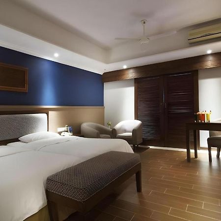 Hotel Niagara Parapat Esterno foto