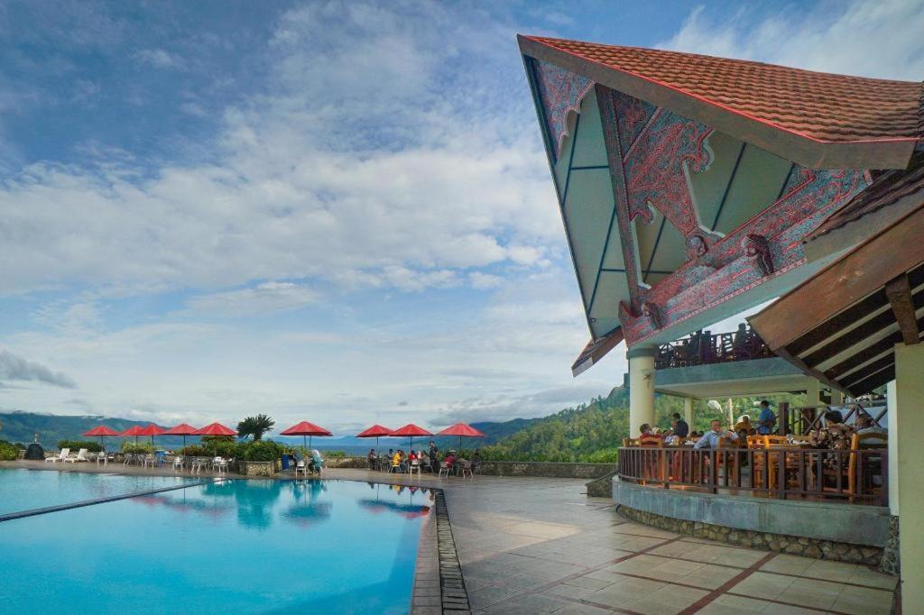 Hotel Niagara Parapat Esterno foto