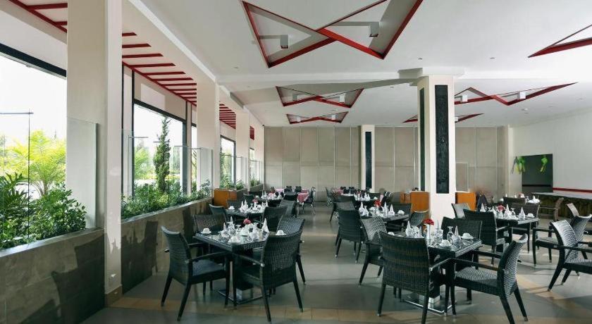 Hotel Niagara Parapat Esterno foto